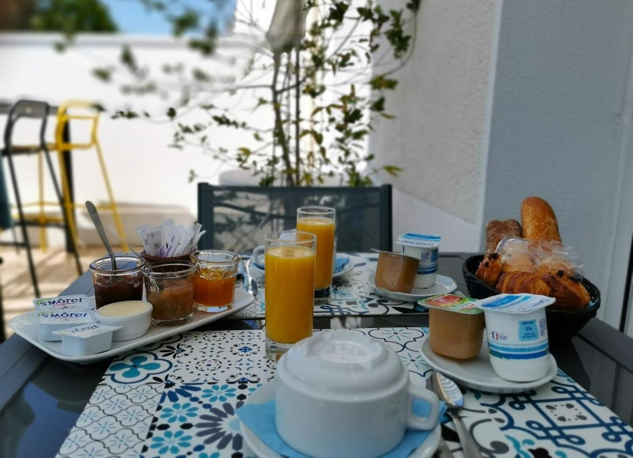 Hotel Le Pasteur Руаян Екстер'єр фото